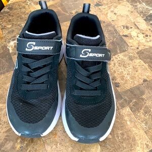 boys sketchers sneakers used twice size 13